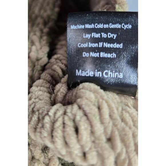 Pol Relaxed Fit Scallop Edge Long Bell Sleeve Knit Sweater Large. - Picture 9 of 10